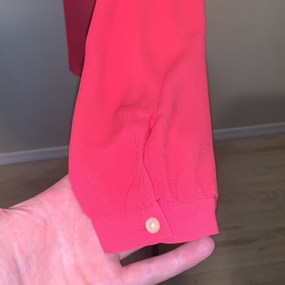 Banana Republic pink pleated button down blouse - Picture 6 of 10